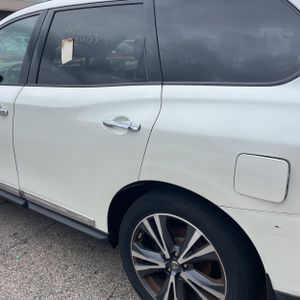 2018 Nissan PATHFINDER PLATINUM 照片 6