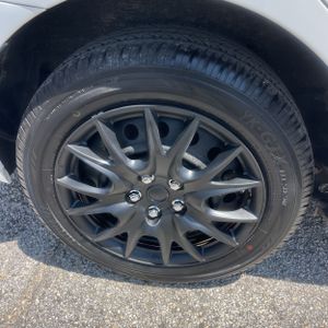 2017 Toyota COROLLA LE — миниатюра 18