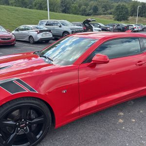 2017 Chevrolet CAMARO SS — фото 2