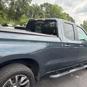 صورة 8 لـ 2021 Chevrolet SILVERADO 1500 RST