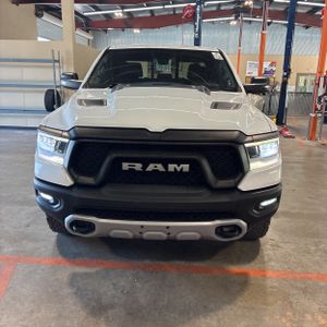 2019 RAM 1500 REBEL 照片 10