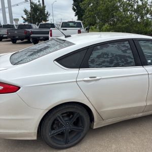 FORD FUSION SE - 9