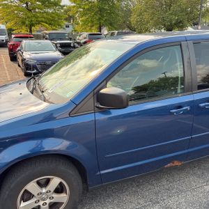 صورة 2 لـ 2010 Dodge GRAND CARAVAN SE