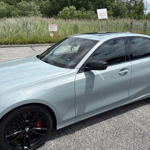 صورة 2 لـ 2023 BMW 3 SERIES 330I