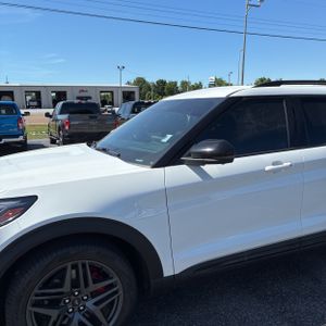 FORD EXPLORER ST - 2