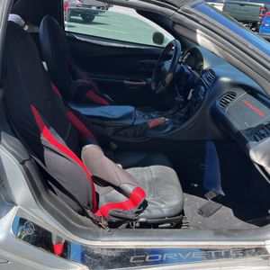صورة مصغرة 32 لـ 2002 Chevrolet CORVETTE BASE