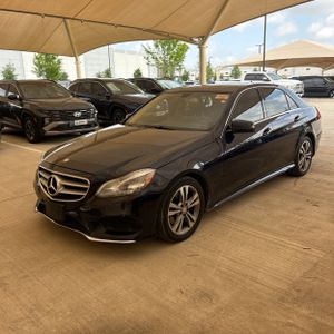 MERCEDES-BENZ E-CLASS - 1