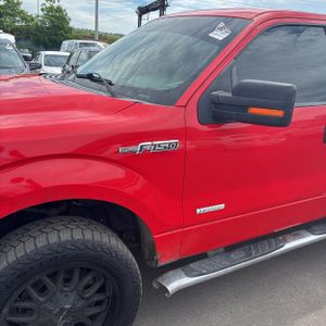FORD F-150 XLT - 2