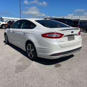 FORD FUSION SE - 5