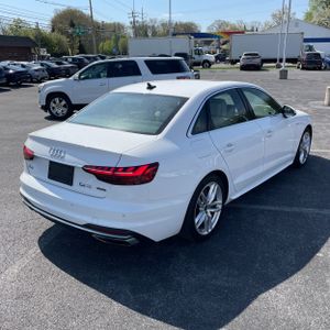 AUDI A4 PREMIUM S LINE - 8