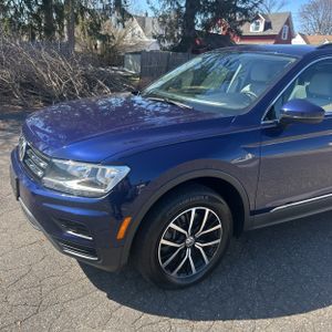 VOLKSWAGEN TIGUAN SE 4MOTION - 2