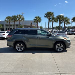 TOYOTA HIGHLANDER - 10