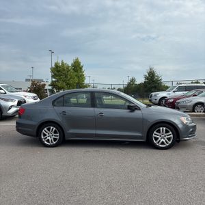 صورة 10 لـ 2015 Volkswagen JETTA S