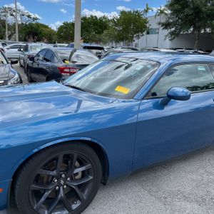 DODGE CHALLENGER GT - 2