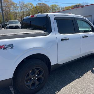 FORD MAVERICK XLT - 9