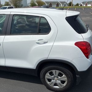 CHEVROLET TRAX LS - 6