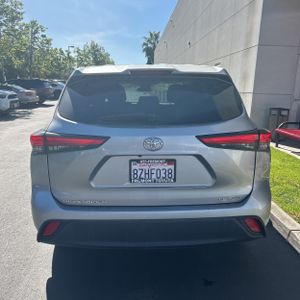 Toyota Highlander LE - 7