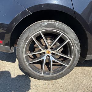 2022 Porsche MACAN BASE — миниатюра 19