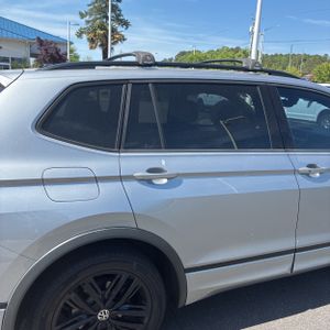 VOLKSWAGEN TIGUAN SE R-LINE BLACK - 9
