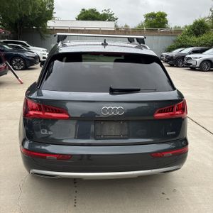 AUDI Q5 PREMIUM PLUS - 7