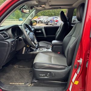 2016 Toyota 4RUNNER SR5 PREMIUM 照片 32