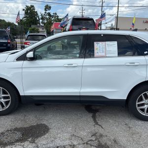 FORD EDGE SEL - 4