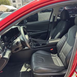 2022 Hyundai ELANTRA LIMITED 缩略图 32