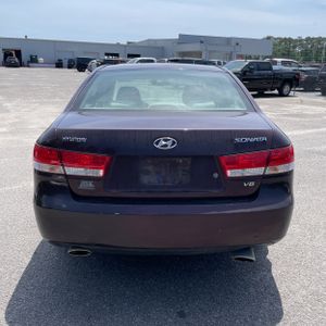 HYUNDAI SONATA GLS V6 - 7