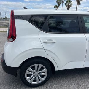 KIA SOUL LX - 9
