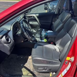 2015 Toyota RAV4 LIMITED — фото 32