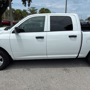 صورة 4 لـ 2020 RAM 1500 CLASSIC TRADESMAN