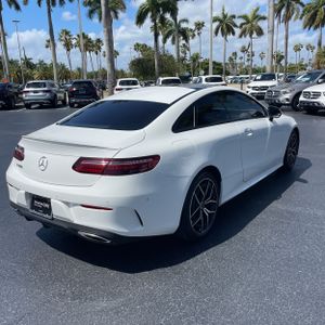 MERCEDES-BENZ E-CLASS - 8