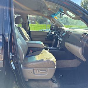 2010 Toyota SEQUOIA PLATINUM 照片 33