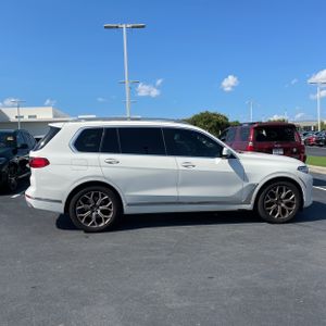 2022 BMW X7 XDRIVE40I 照片 9