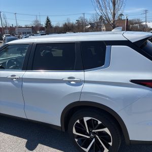 MITSUBISHI OUTLANDER SE 2.5 S-AWC - 6