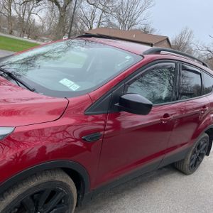 FORD ESCAPE SE - 2