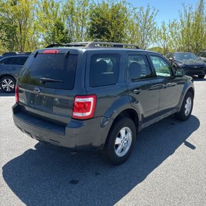 FORD ESCAPE XLT - 8