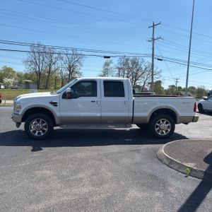 FORD F-250 SUPER DUTY LARIAT - 3