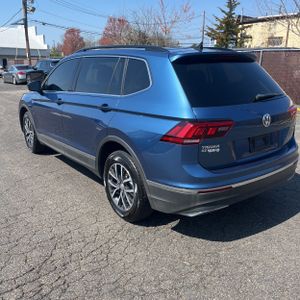 VOLKSWAGEN TIGUAN 2.0T SE 4MOTION - 5