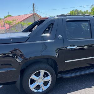 CHEVROLET AVALANCHE LTZ BLACK DIAMOND - 9