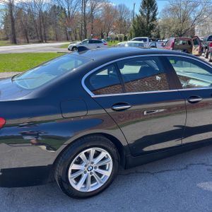 BMW 5-SERIES XDRIVE - 9