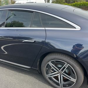 MERCEDES-BENZ EQS - 6