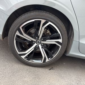 صورة مصغرة 19 لـ 2024 Volvo S60 B5 CORE DARK THEME