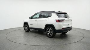 صورة 5 لـ 2025 JEEP COMPASS LIMITED