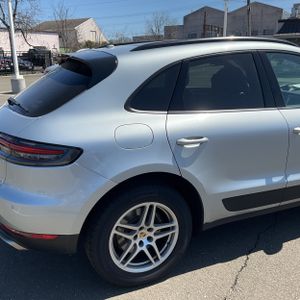 PORSCHE MACAN BASE - 9
