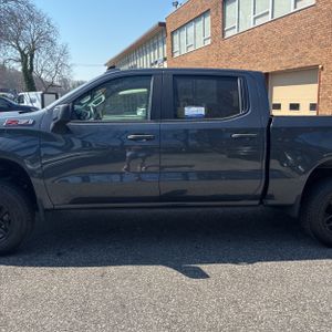 CHEVROLET SILVERADO 1500 CUSTOM TRAIL BOSS - 4