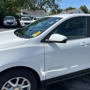 صورة 2 لـ 2024 Chevrolet EQUINOX LT