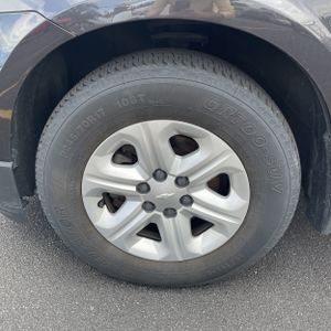 2015 Chevrolet TRAVERSE LS — миниатюра 17