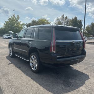 2019 Cadillac ESCALADE LUXURY photo 5
