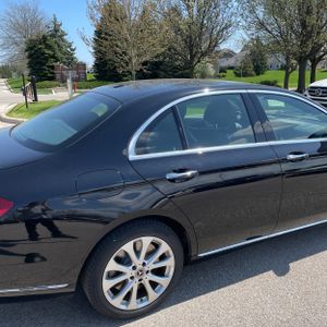 MERCEDES-BENZ E-CLASS - 9